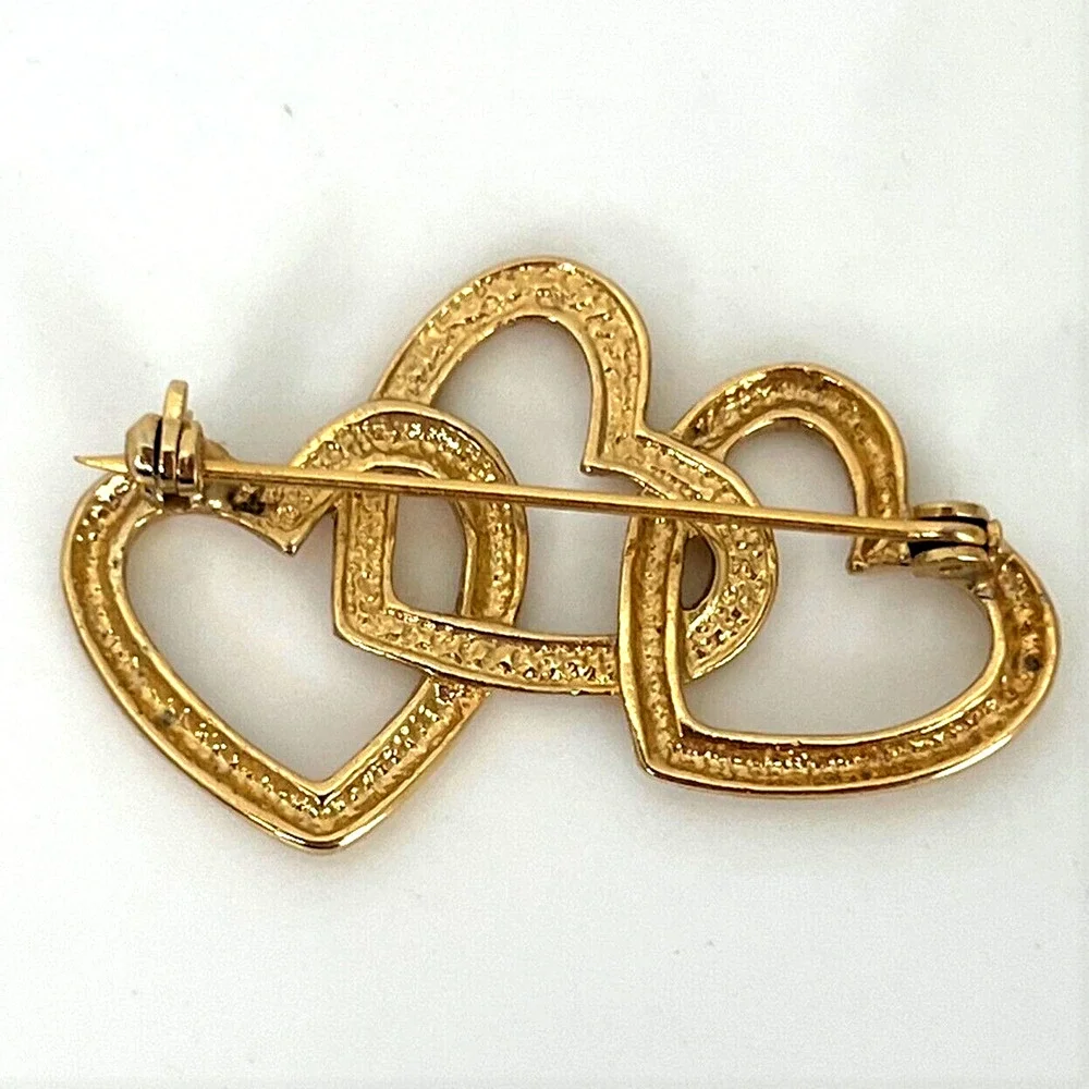 Entwined Triple Hearts Vintage Gold Tone Brooch